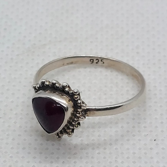 Ring 925 Sterling Silver Garnet size 8.75 - Picture 3 of 5